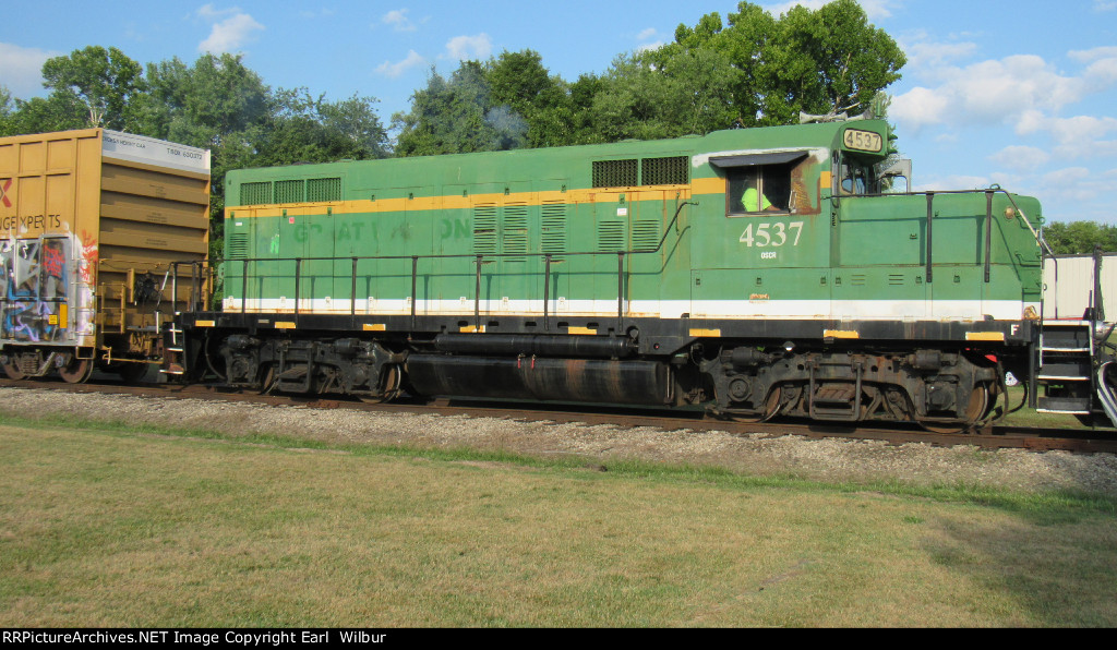 Ohio South Central Railroad (OSCR) 4537